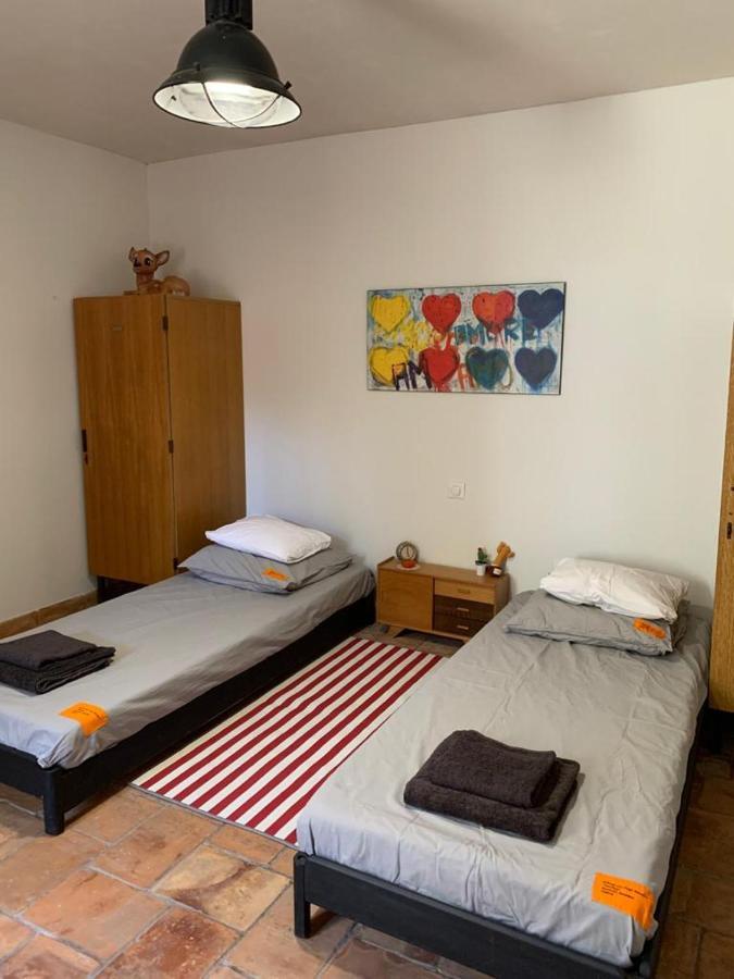 Mas Carita Bed and Breakfast Cabannes Eksteriør billede